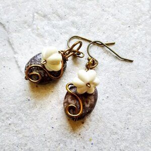 Super Cute & Feminine! Mottled Brown Jasper + Cream Pumkin Dangle Earrings